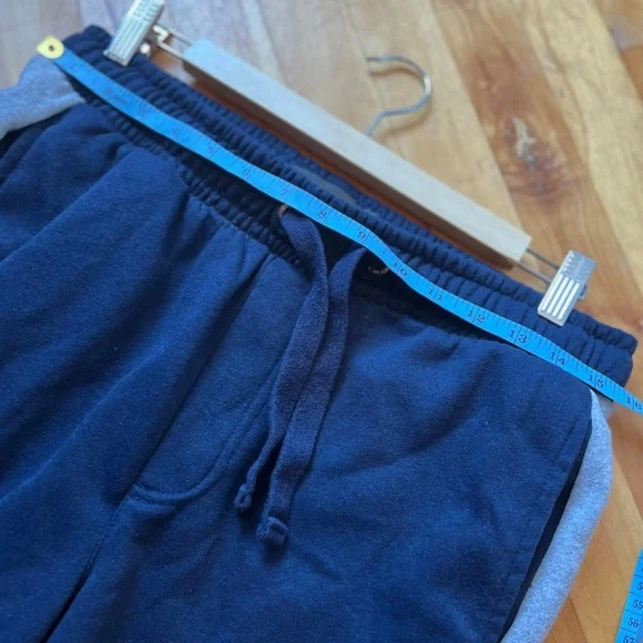 French Connection Jogging Shorts M GUC - Picture 3 of 5